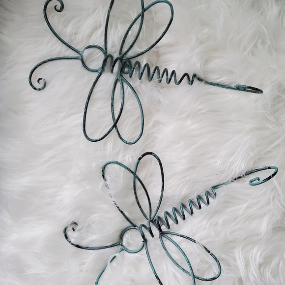 Metal Dragonfly Wall Decor/Hooks - Picture 2 of 4
